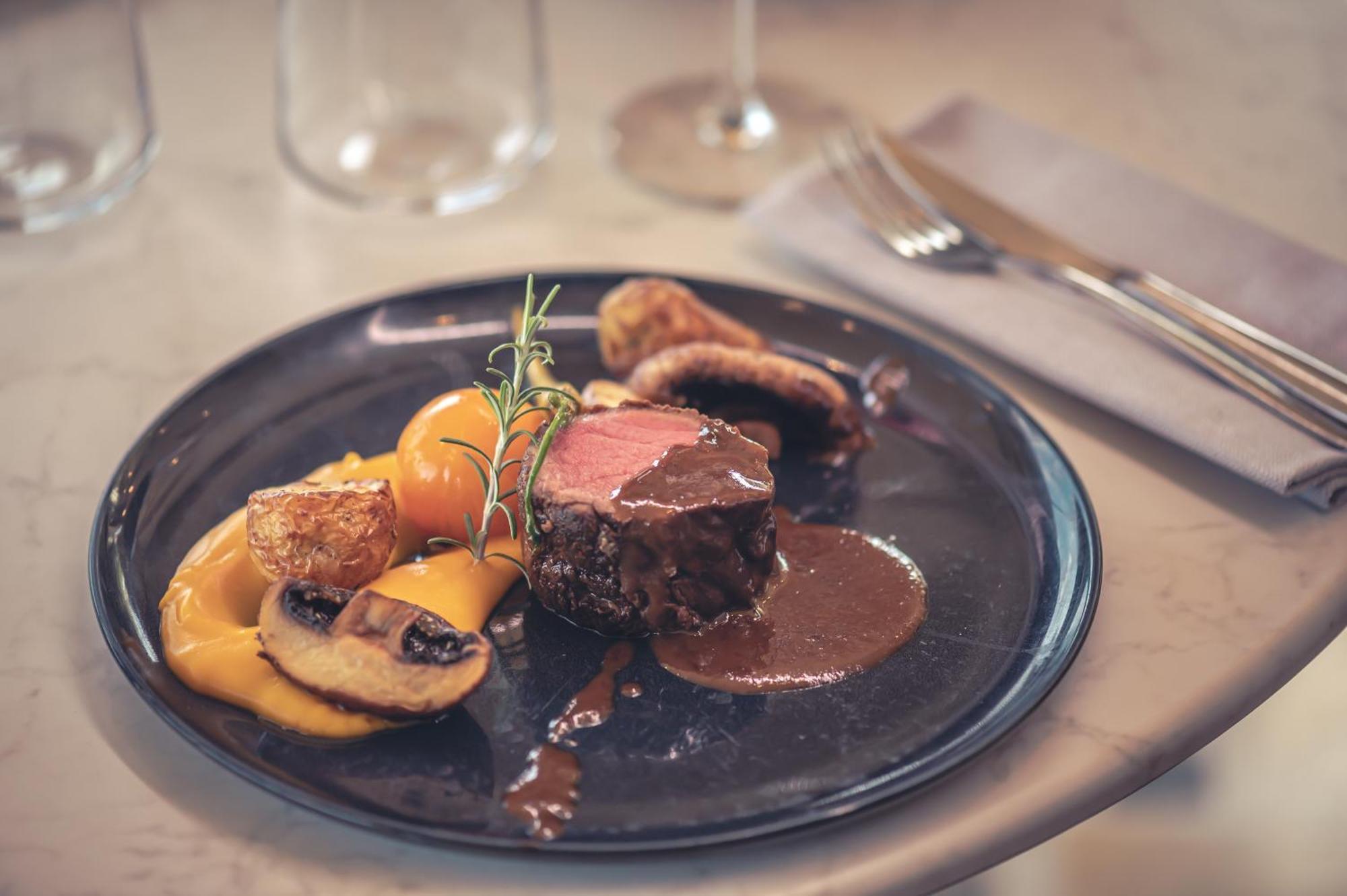 Logis Hotel Restaurant Le Plantevin Propiac Ngoại thất bức ảnh