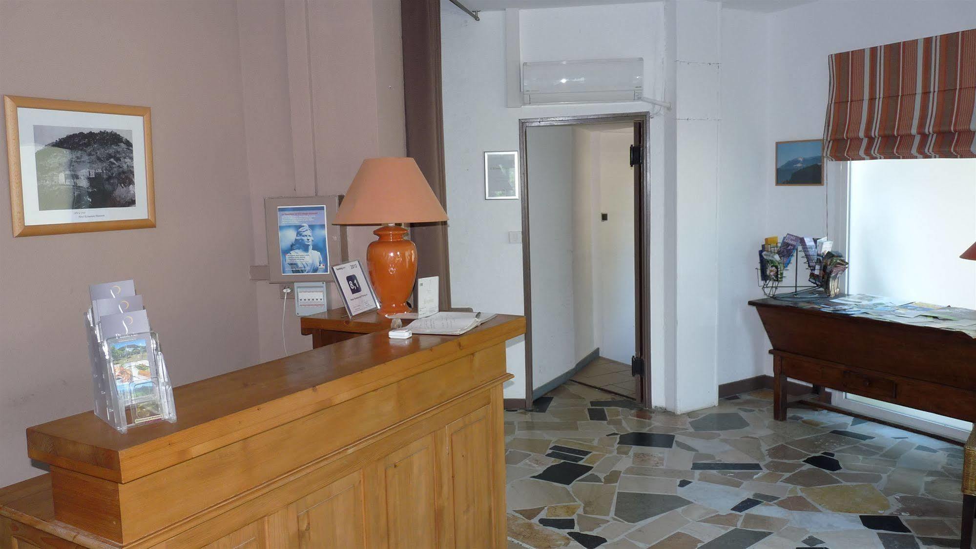Logis Hotel Restaurant Le Plantevin Propiac Ngoại thất bức ảnh